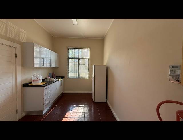 180M² OFFICE TO LET IN MORNINGSIDE